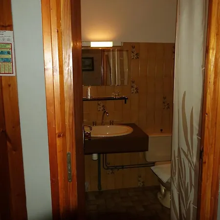 Le Relais Des Vaudois 2*